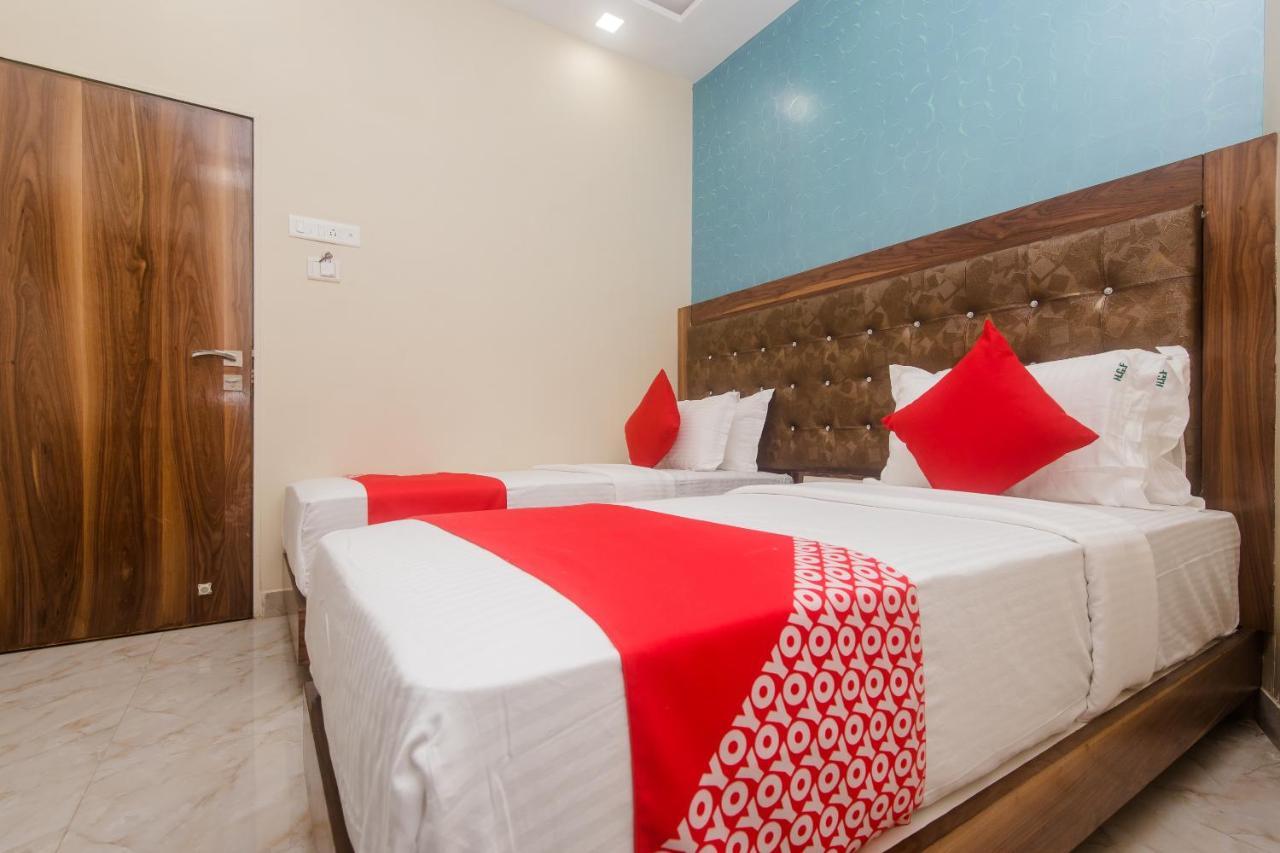 Hotel O Greenforest Near Airport Road Metro Station Mumbai Kültér fotó