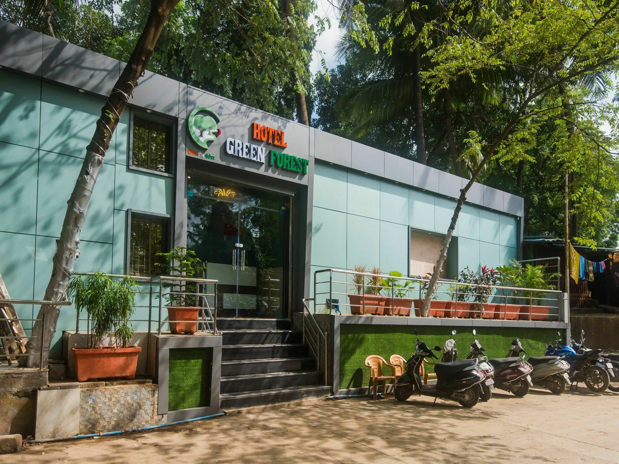 Hotel O Greenforest Near Airport Road Metro Station Mumbai Kültér fotó